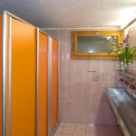 A La Maison Des Cheneaux *