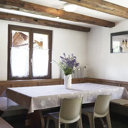 à La Maison Des Cheneaux Chalet Bruson