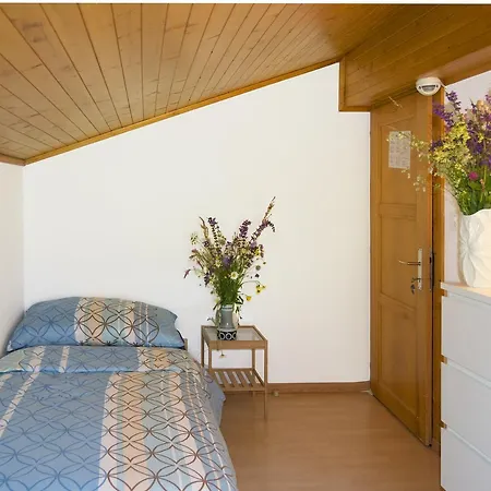 à La Maison Des Cheneaux